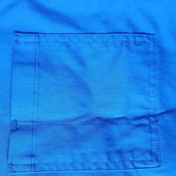 Bordova Unisex Blue Scrub Top - Picture 7 of 10